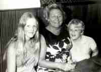 Surfers Paradise 1973 Mum Toby Mandy night before leaving for USA at Pizza Palace