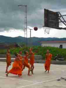 Funny China Anhui monks basketball