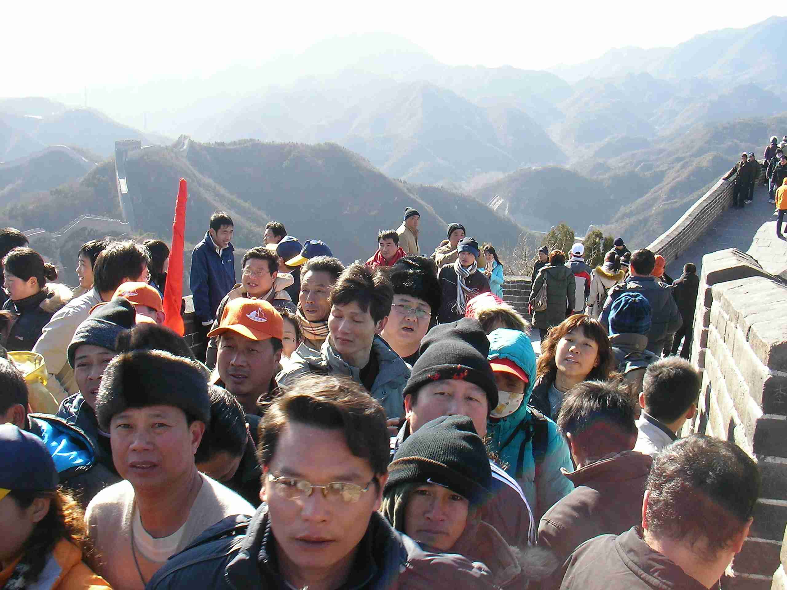 Beijing Badaling Great Wall crowds scaled