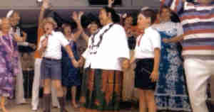Cruise Ship Mariposa 1976 toby singing in south pacific Toby