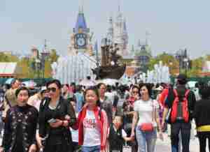 Shanghai Disneyland Resort Crowds